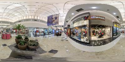 Shopping Aricanduva - Com a reforma que acaba de ser concluída, a Nicoboco  do Shopping Aricanduva está mais moderna, com um design arrojado e agora é  a maior loja da rede em